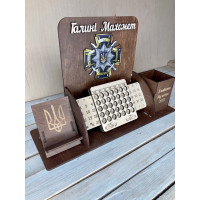 Именной органайзер из дерева с вечным календарем - подарок военному с гравировкой HWD-OR-001