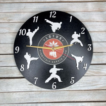 Настенные часы тренеру по карате - креативный подарок HWD-W046